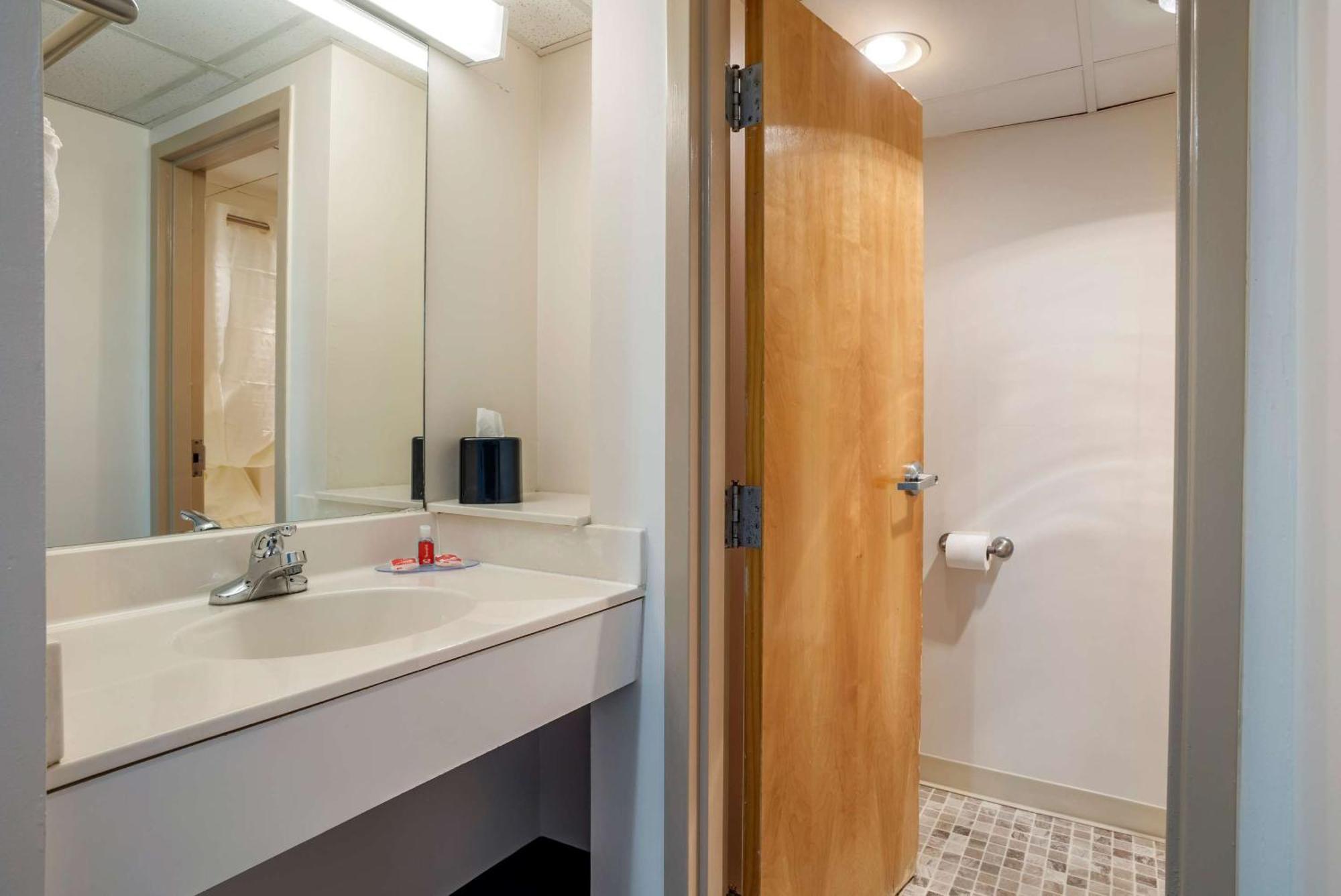 Econo Lodge Inn & Suites Rehoboth Beach Eksteriør bilde
